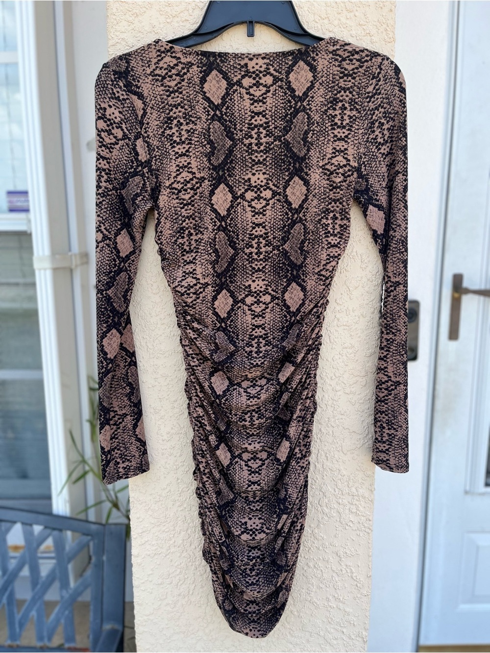 Windsor Snake Print Ruched Bodycon Dress Deep V Neck Long Sleeve Going out y2k - Picture 3 of 9